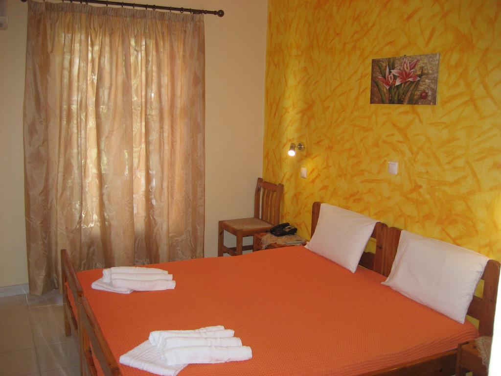 Thalia Hotel Палекастрон Екстериор снимка